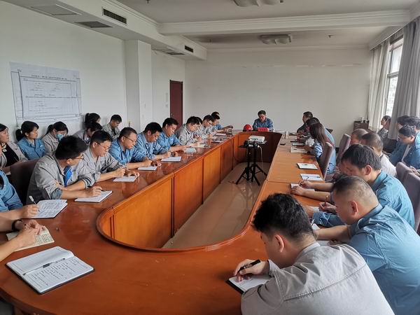中科濮原公司+中科濮原公司召开“保生计，降本增效大会商”带头会